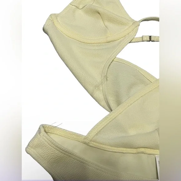 Forever 21 swimsuit, yellow, size L New - Picture 3 of 9